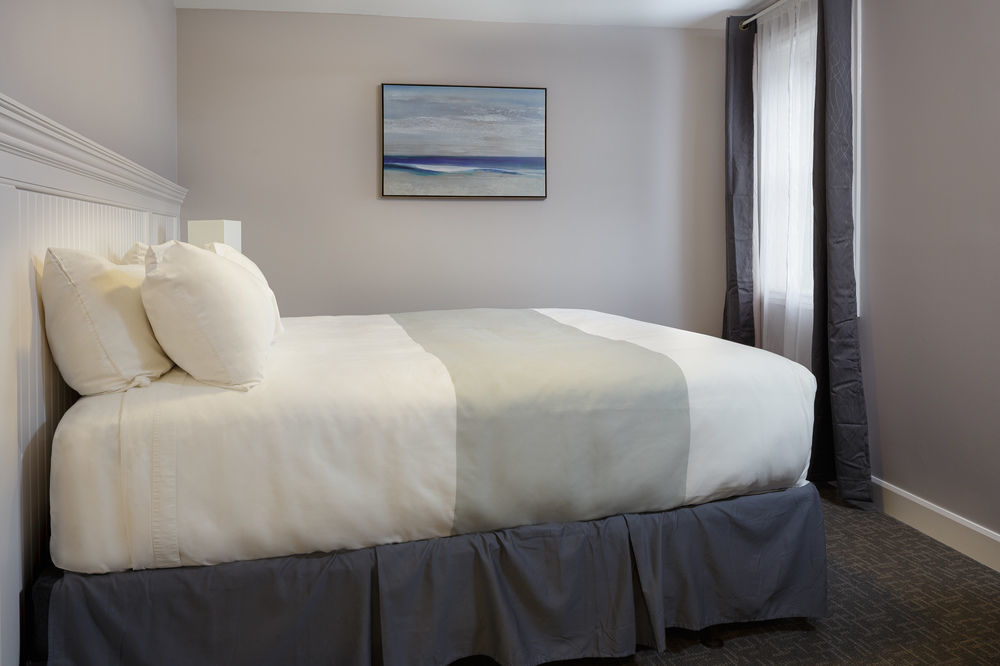 Picton Harbour Inn 외부 사진